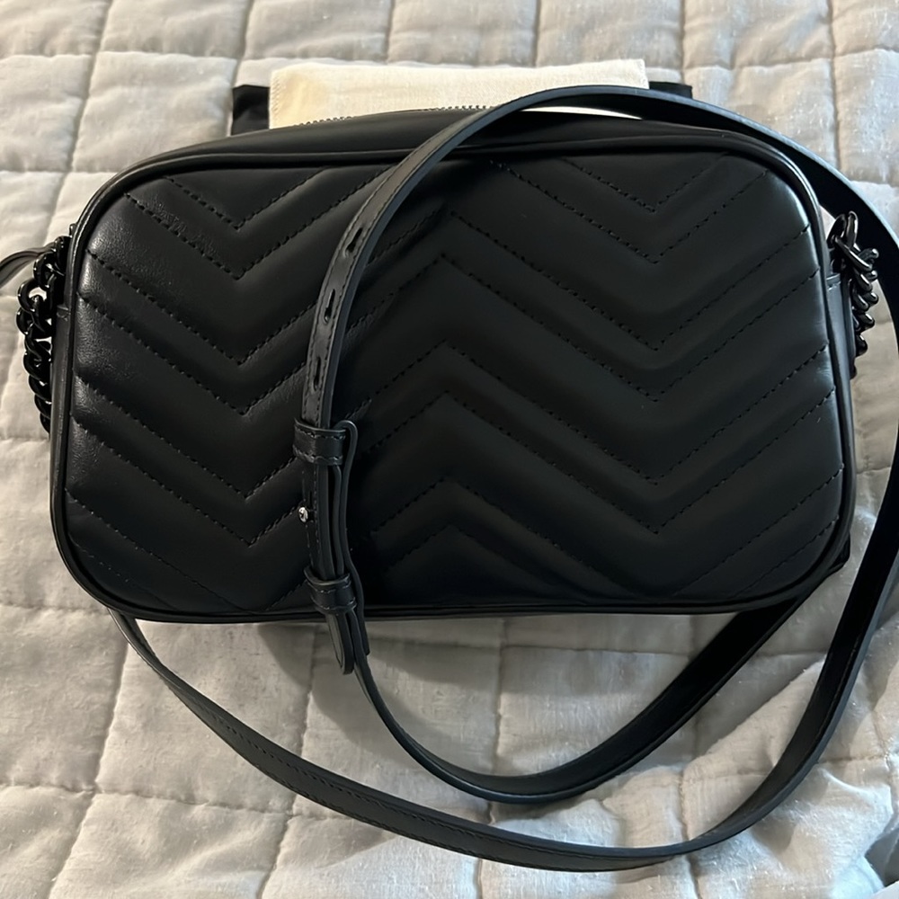 *SOLD*   Brand new GUCCI MARMONT camera bag - Picture 2 of 9